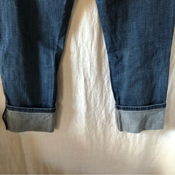 Joe’s Jeans crop style with sewn flip hem medium Wash zip up stretchy size 32 - Picture 7 of 8
